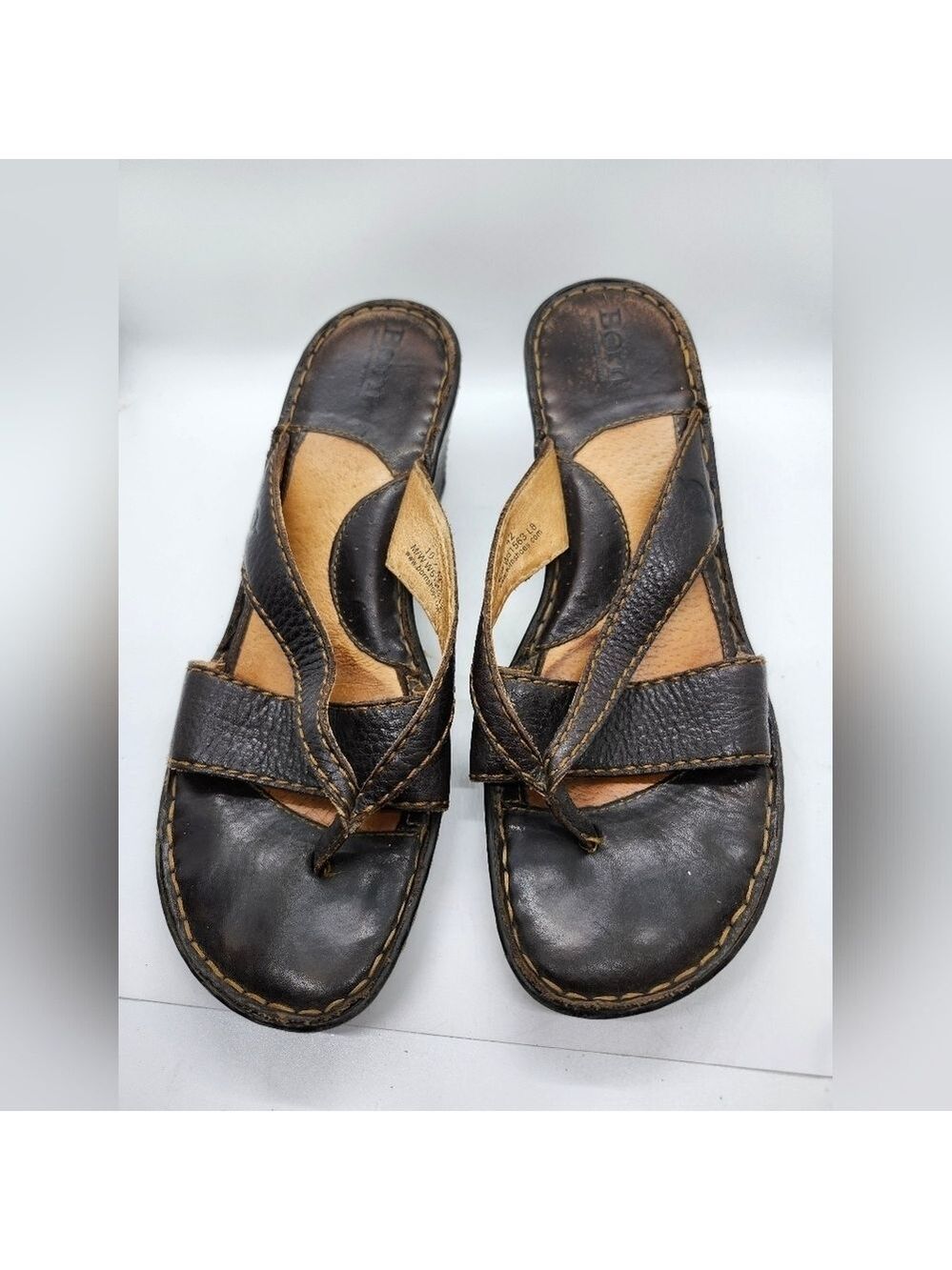 Born Brown Leather Sandals 2.5" Heel Sz 10